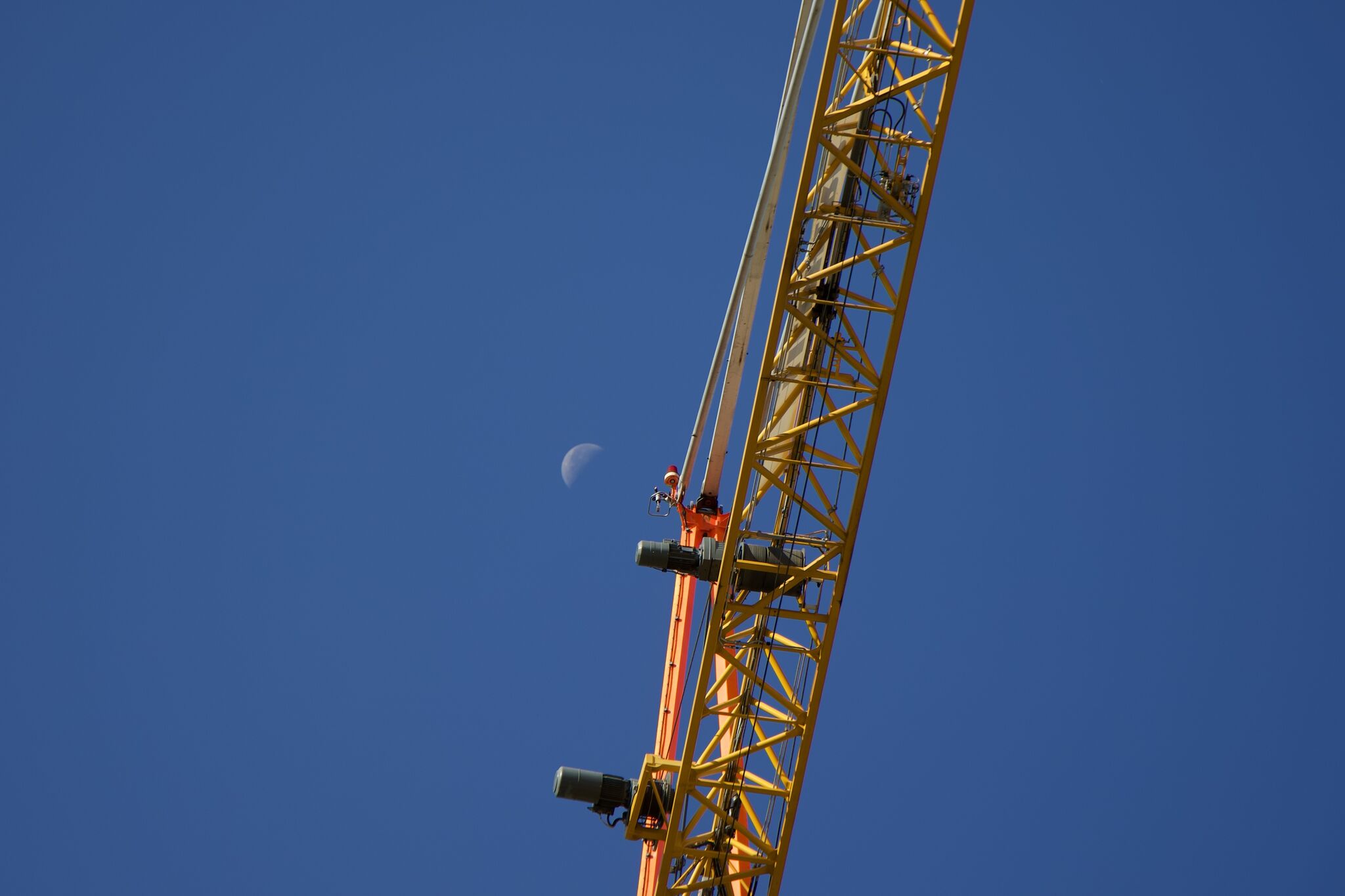 Mise en place de la grue MK140